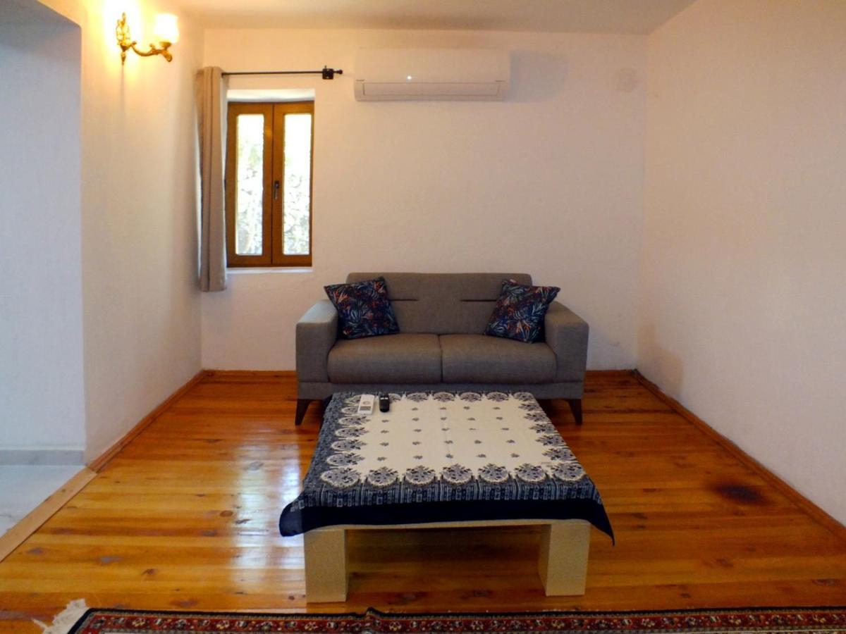 Guelsen Apart -Doga Manzarali Bahce Kati Aparthotel Kas Exterior photo